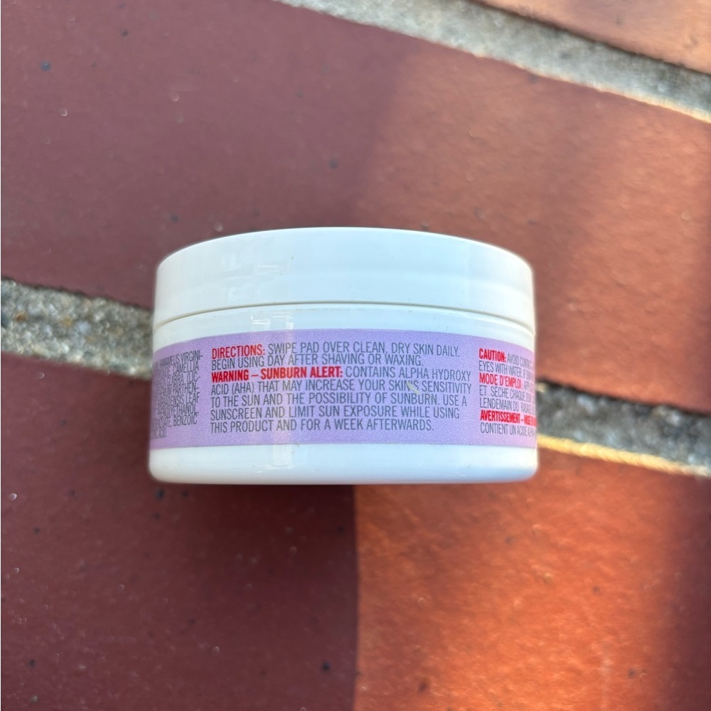 First aid beauty ingrown hair pads - Picture 2 of 2